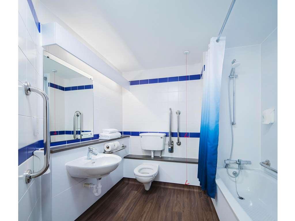 Travelodge Cambridge Central الغرفة الصورة